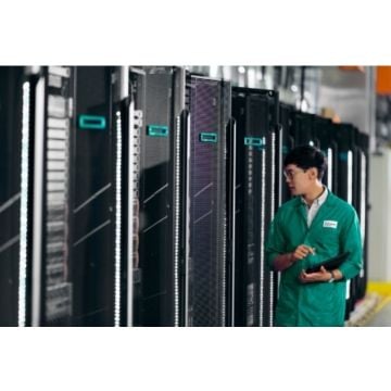 HPE - SATA  SAS kabelset